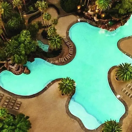 The Mirage Hotel & Casino By Suiteness-3